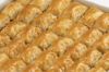 gulluoglu-steviali-beyaz-unlu-cevizli-ozel-baklava-(1-kg-tepside)-2