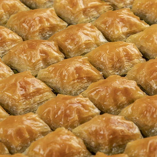 fistikli-yas-baklava-(1000-gr)-kutuda-2