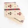 Üç Güller Motifli El Dokuması Kilim resmi