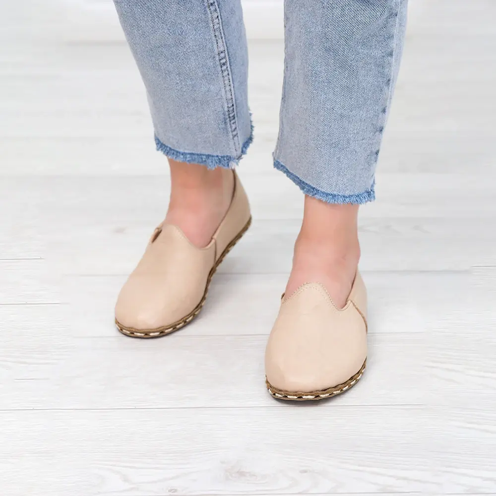 Fantazi Burunsuz Kadın Yemeni Bej