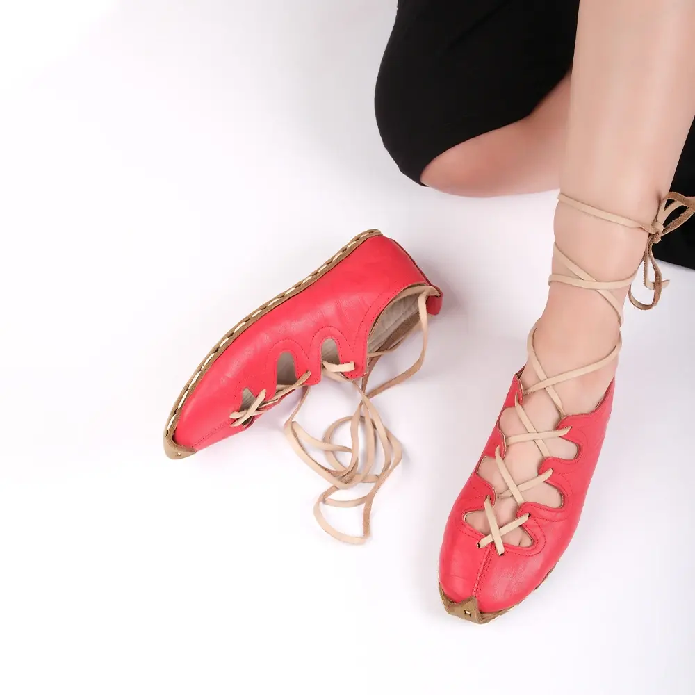 Kısa Zeyna Kadın Yemeni Kırmızı