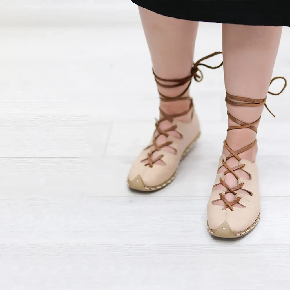 Kısa Zeyna Kadın Yemeni Bej