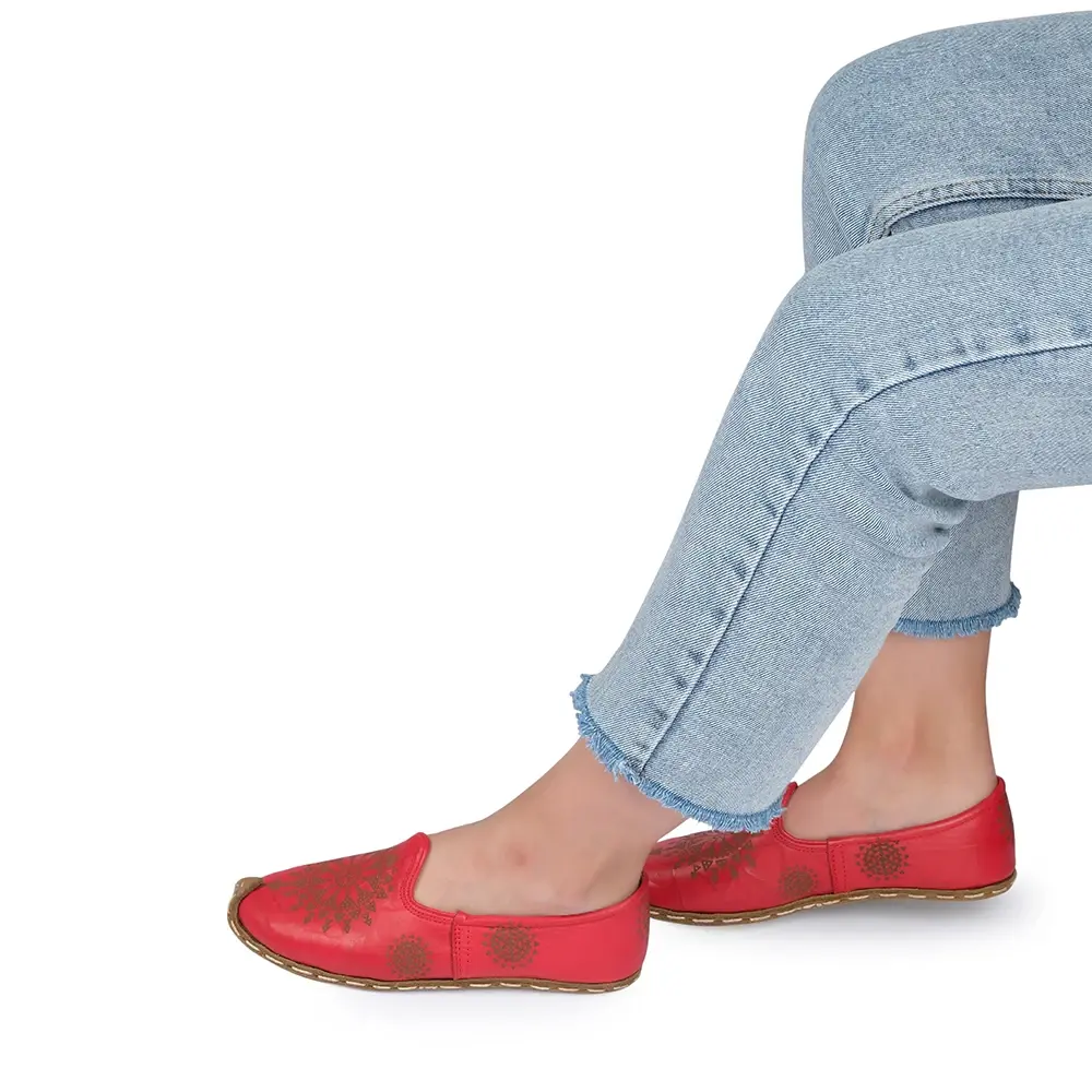 Lazerli Kadın Yemeni Kırmızı