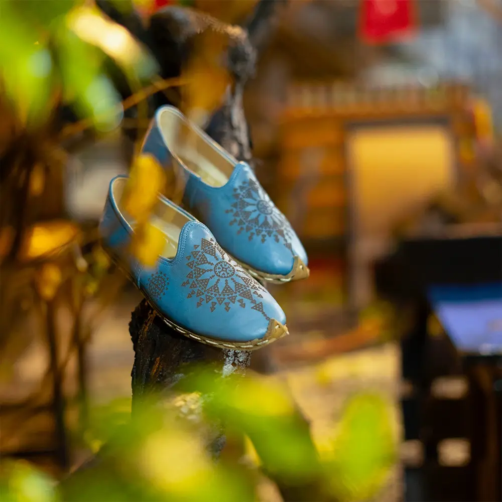 Lazerli Kadın Yemeni Mavi