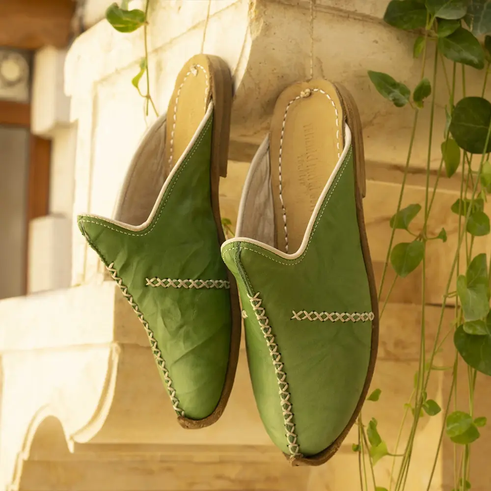 Saraçlı Burunlu Kadın Terlik Yeşil