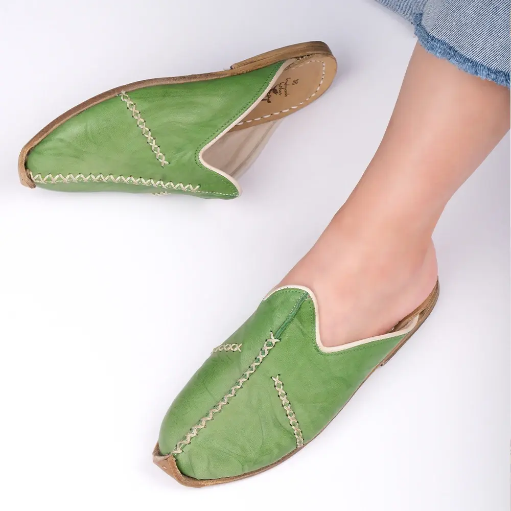 Saraçlı Burunlu Kadın Terlik Yeşil