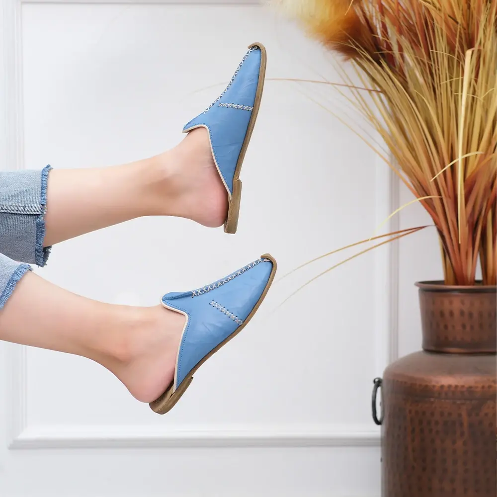 Saraçlı Burunlu Kadın Terlik Mavi