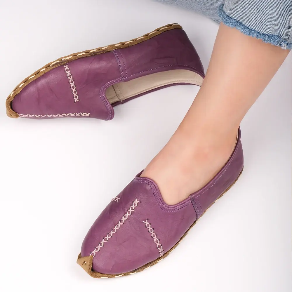 Saraçlı Burunlu Kadın Yemeni Mor