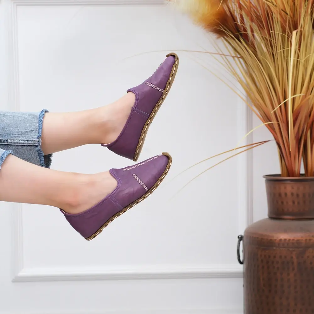 Saraçlı Burunlu Kadın Yemeni Mor