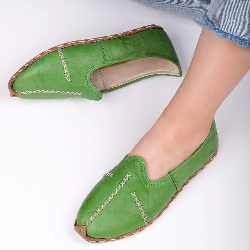 Saraçlı Burunlu Kadın Yemeni Yeşil