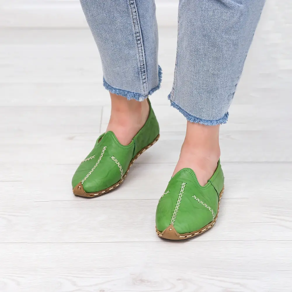 Saraçlı Burunlu Kadın Yemeni Yeşil