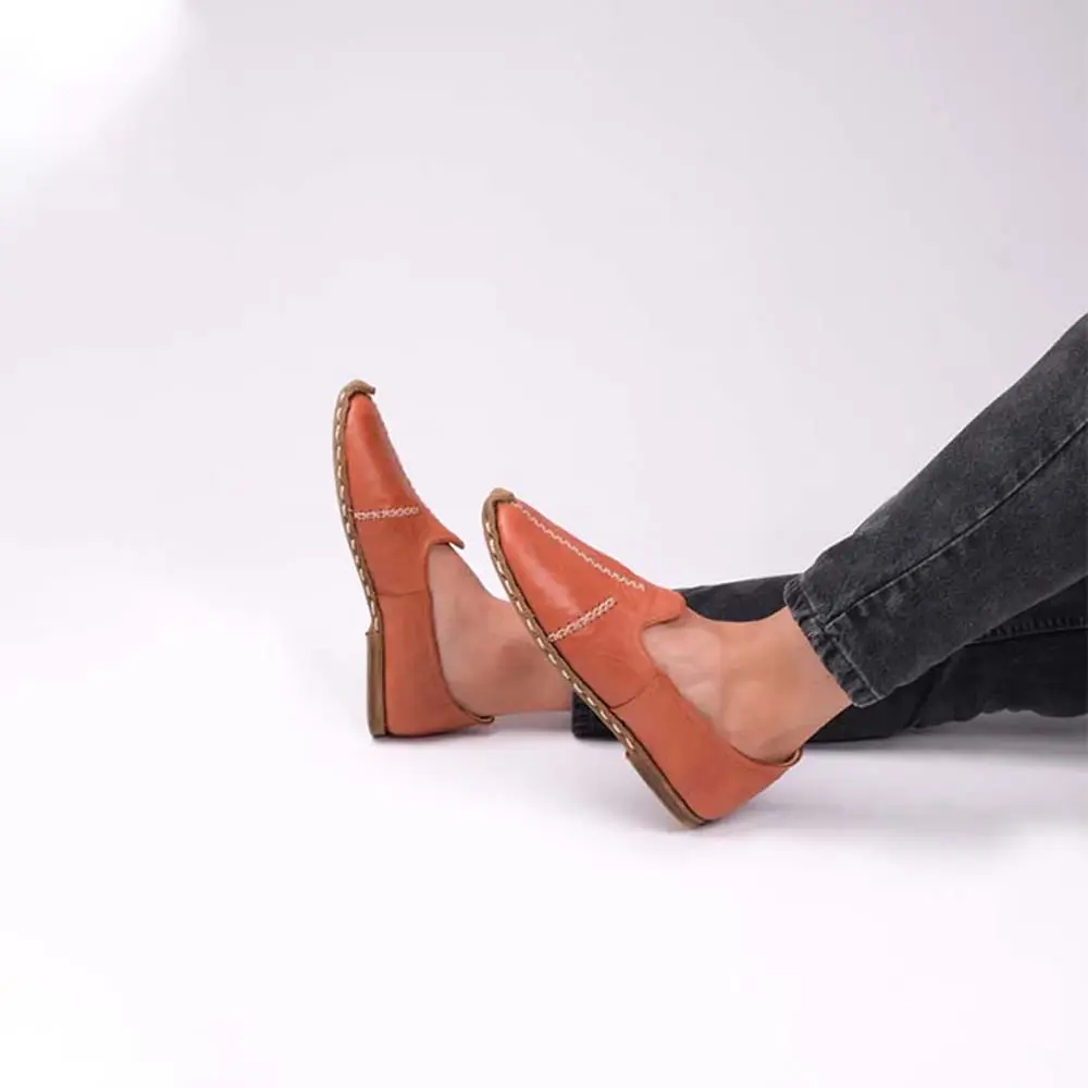 Saraçlı Burunlu Erkek Yemeni Kahverengi