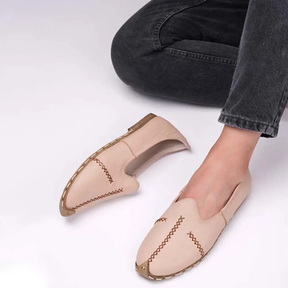 Saraçlı Burunlu Erkek Yemeni Bej