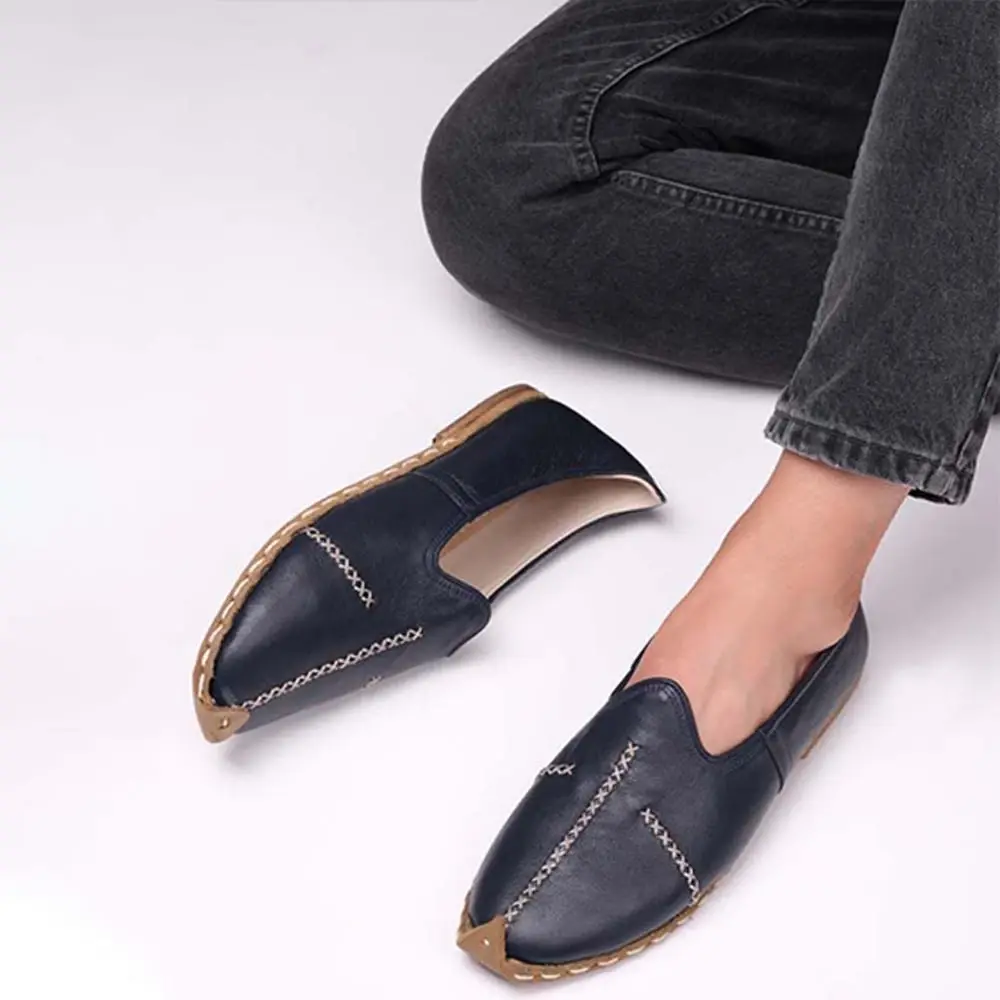 Saraçlı Burunlu Erkek Yemeni Lacivert