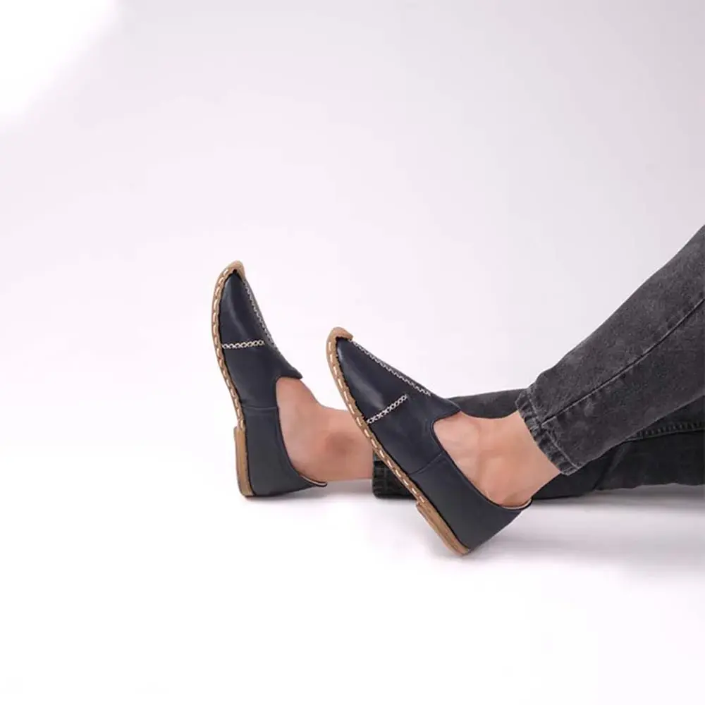 Saraçlı Burunlu Erkek Yemeni Lacivert