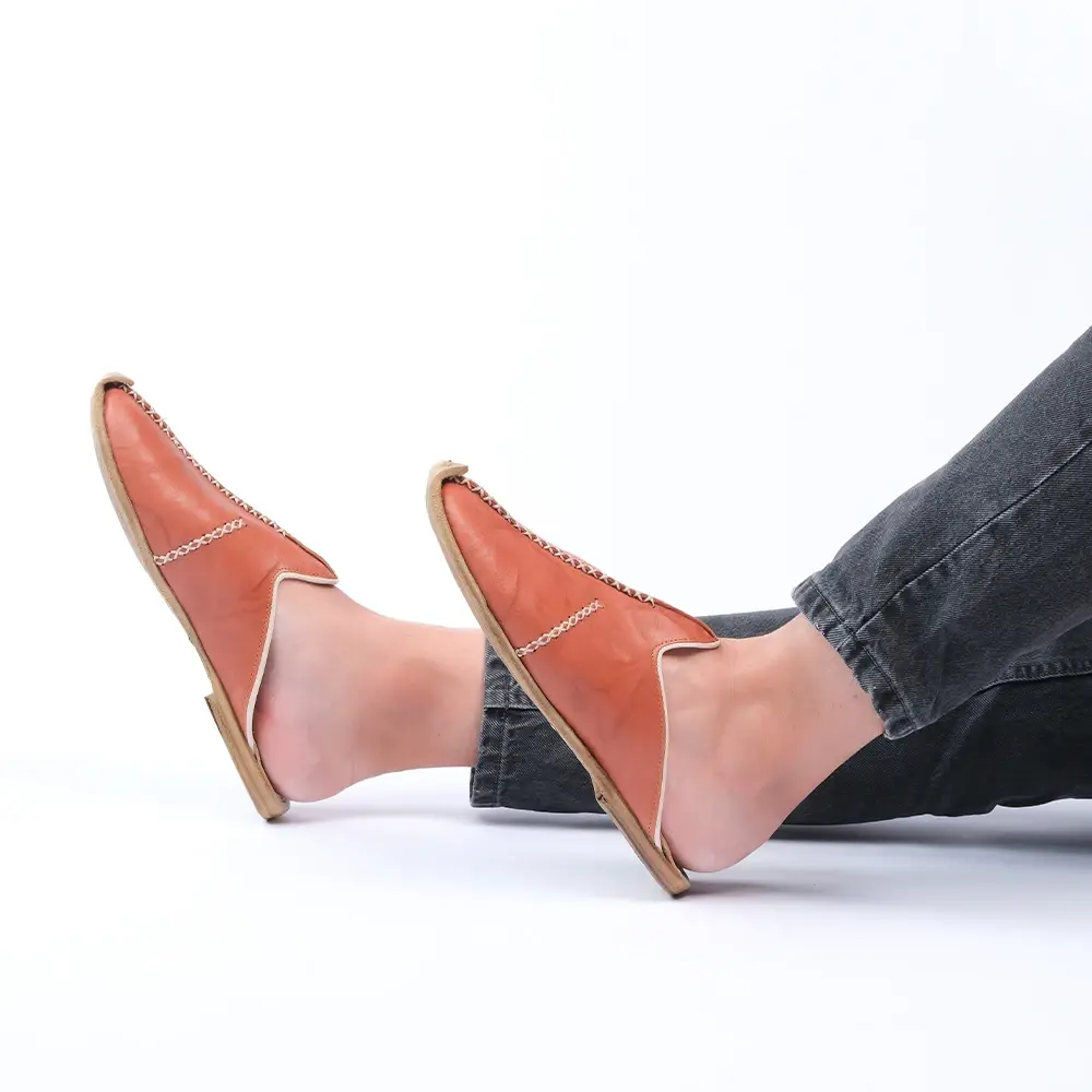 Saraçlı Burunlu Erkek Terlik Kahverengi