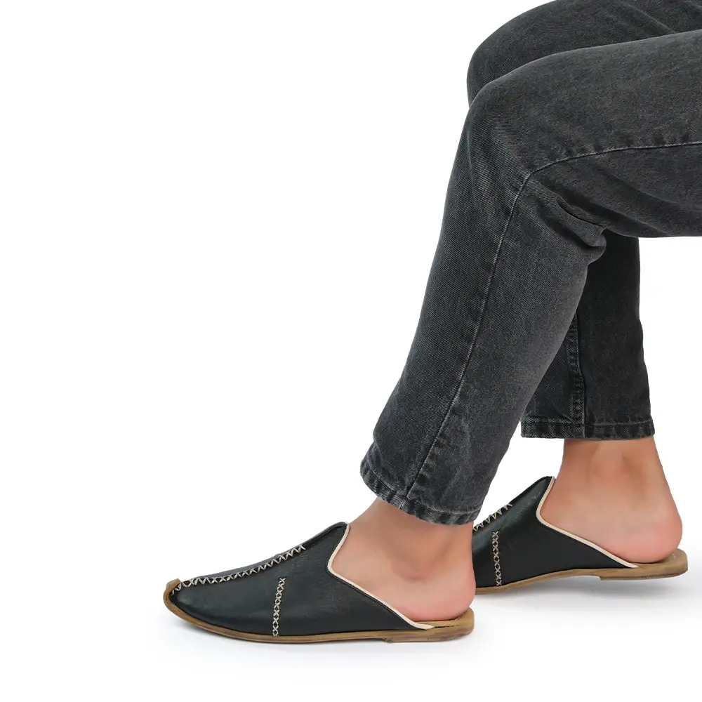 Saraçlı Burunlu Erkek Terlik Siyah